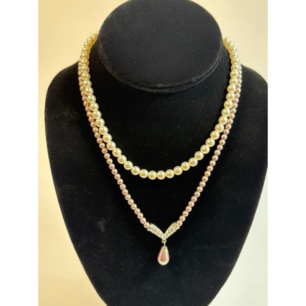 Necklace Lot Vintage Pearl Classic Elegance Jewelry Cream Purple‎ One Napier